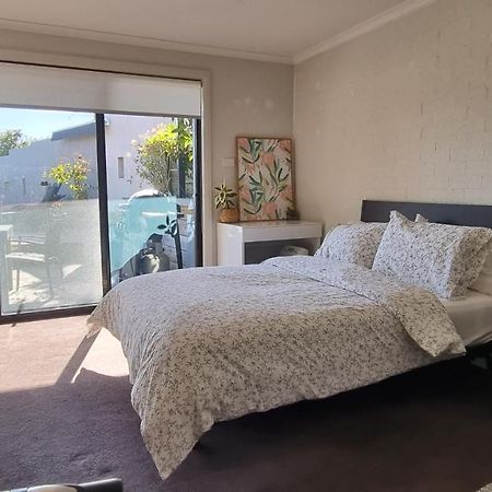 Guest Suite In Duffy Weston Creek Exterior foto